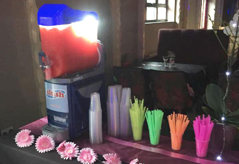 Shlushe Machine Hire
